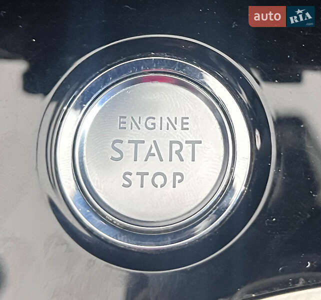 Внедорожник / Кроссовер Peugeot 5008 2019 в Львове