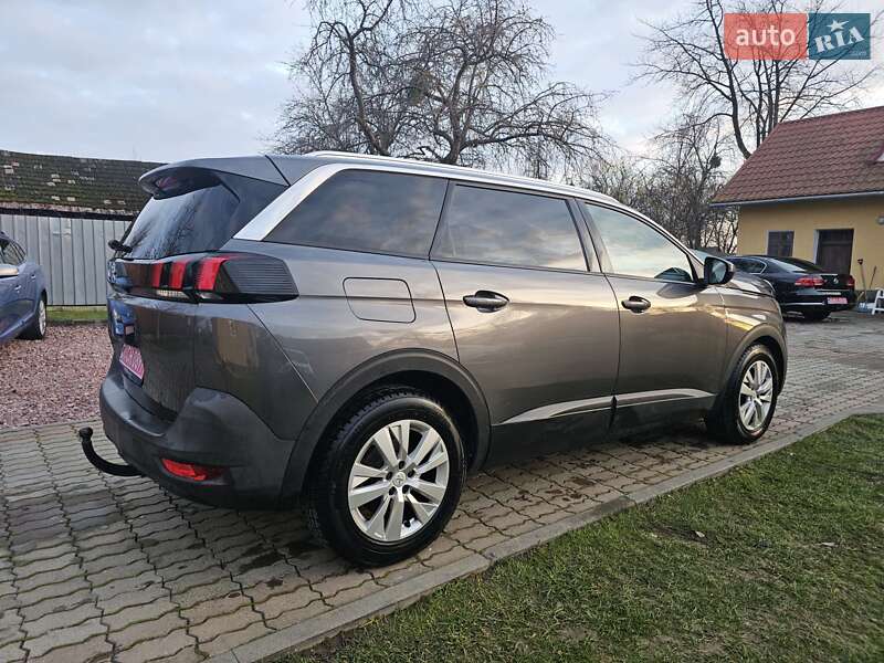 Позашляховик / Кросовер Peugeot 5008 2018 в Стрию