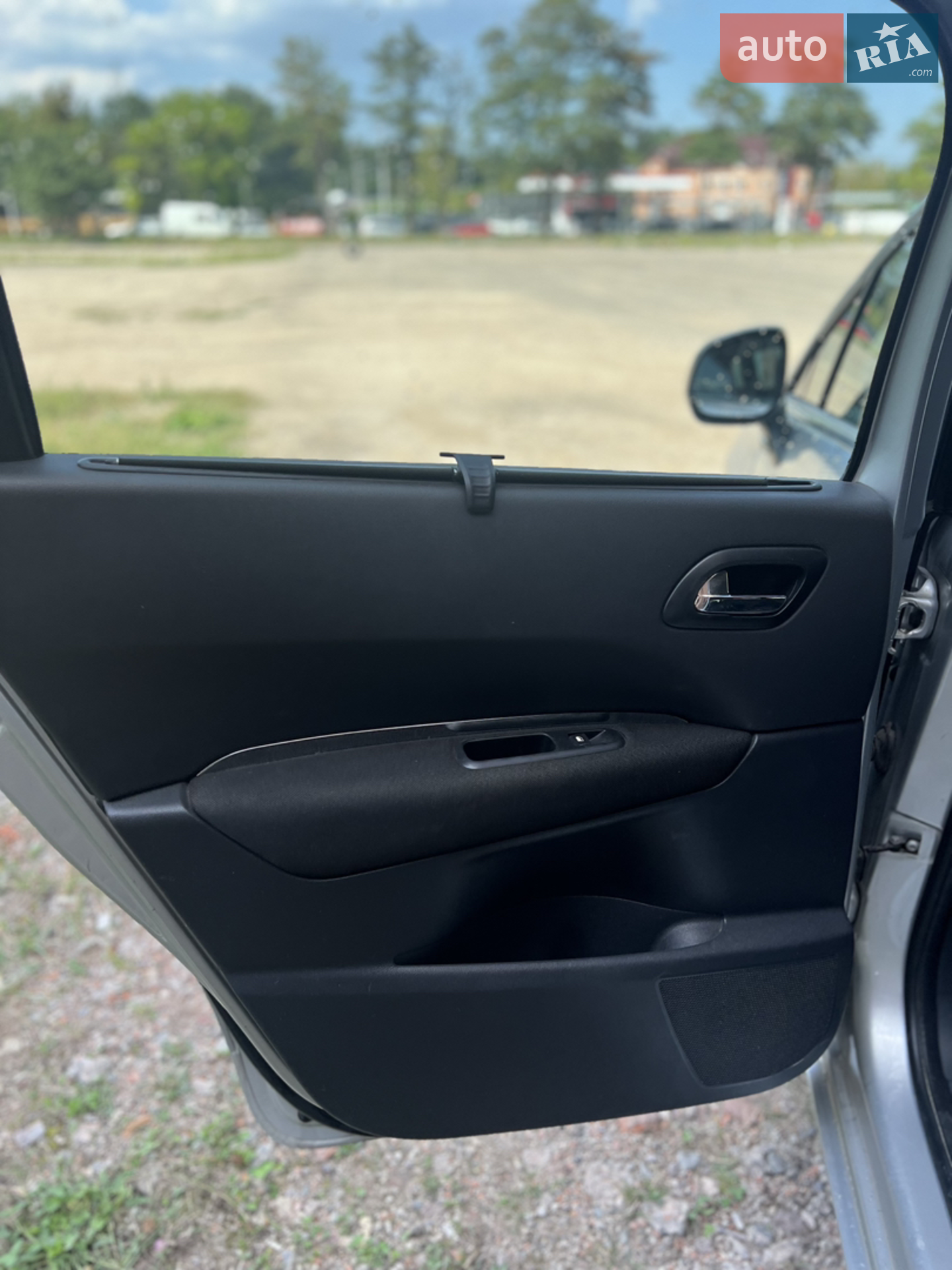 2010 Peugeot 5008 - мініатюра 8