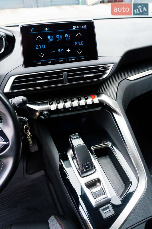 Внедорожник / Кроссовер Peugeot 5008 2020 в Дубно фото 21 Внедорожник / Кроссовер Peugeot 5008 2020 в Дубно