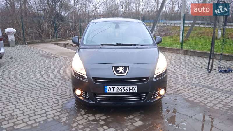 Peugeot 5008 2010