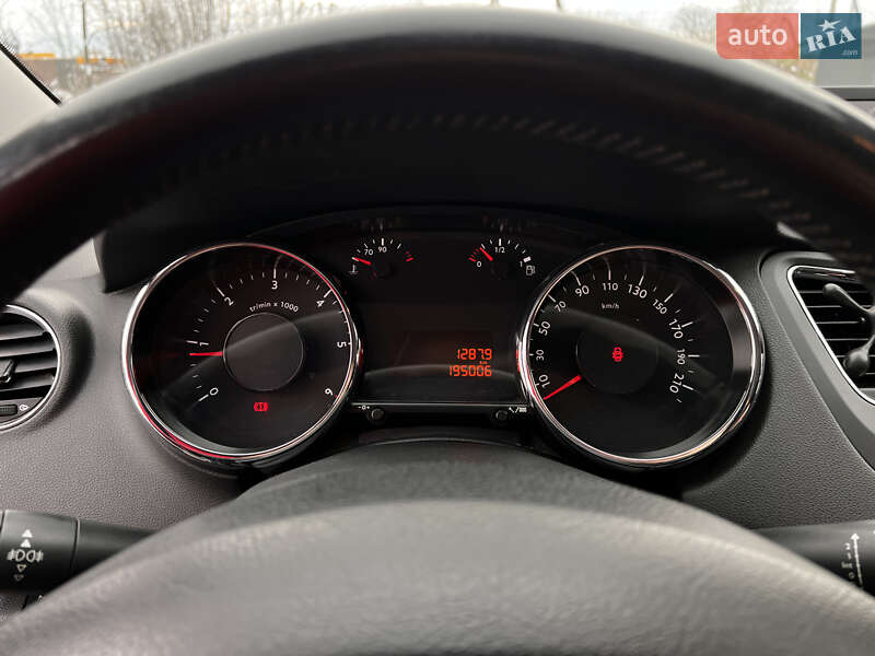 Микровэн Peugeot 5008 2014 в Львове фото 17 Микровэн Peugeot 5008 2014 в Львове