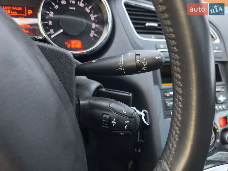 Микровэн Peugeot 5008 2011 в Полтаве фото 30 Микровэн Peugeot 5008 2011 в Полтаве
