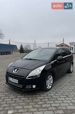 Мікровен Peugeot 5008 2010 в Городку