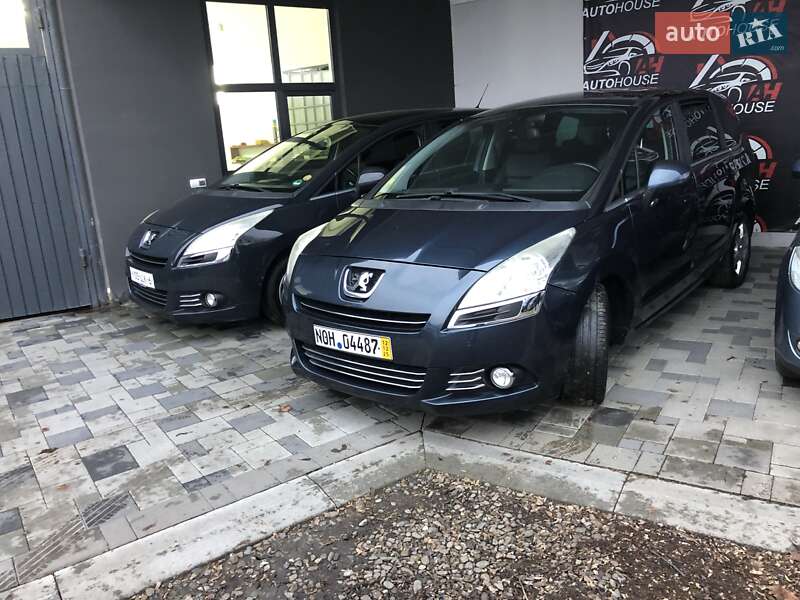 Peugeot 5008 2013
