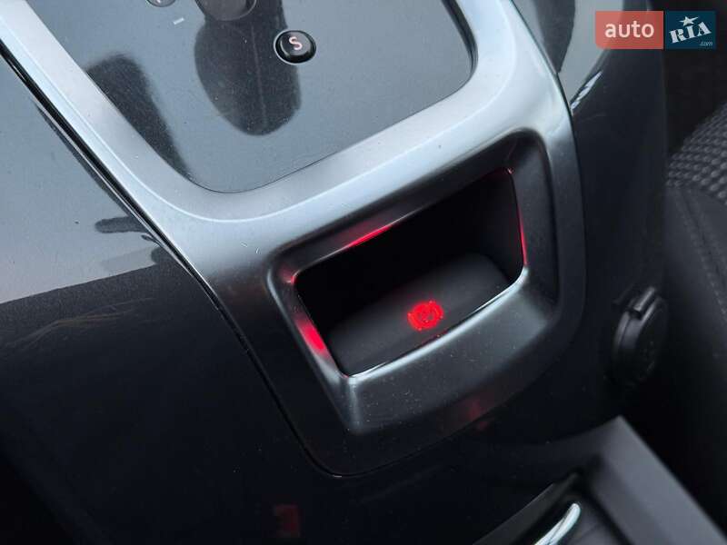 Микровэн Peugeot 5008 2011 в Львове фото 20 Микровэн Peugeot 5008 2011 в Львове