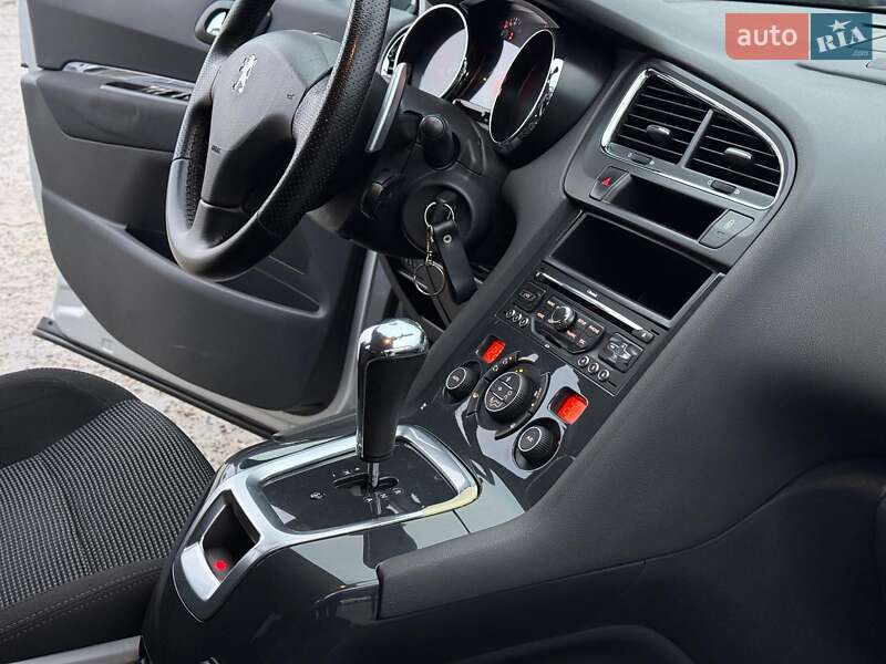 Микровэн Peugeot 5008 2011 в Львове фото 25 Микровэн Peugeot 5008 2011 в Львове