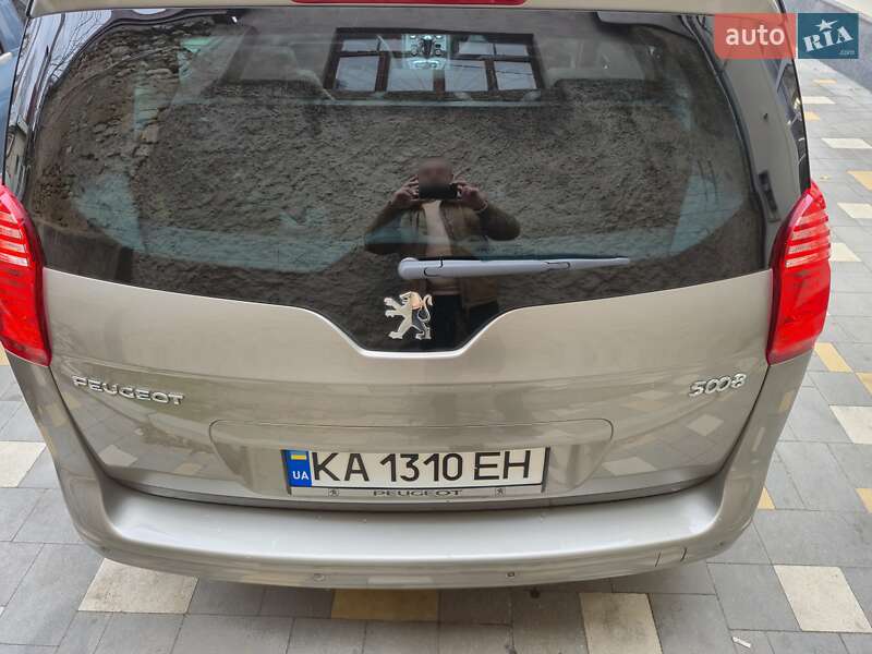 Микровэн Peugeot 5008 2010 в Кропивницком фото 4 Микровэн Peugeot 5008 2010 в Кропивницком