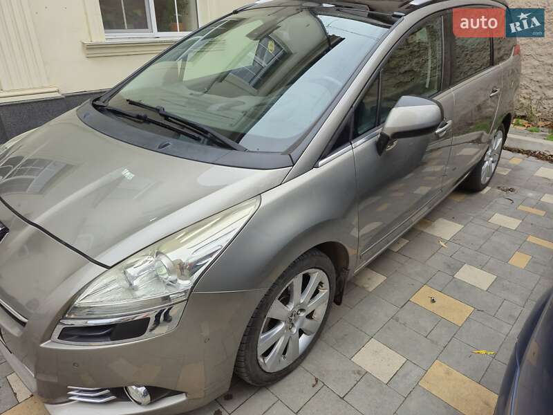 Микровэн Peugeot 5008 2010 в Кропивницком фото 6 Микровэн Peugeot 5008 2010 в Кропивницком