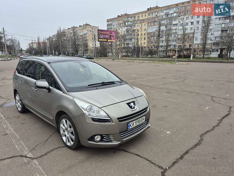 Peugeot 5008 2010