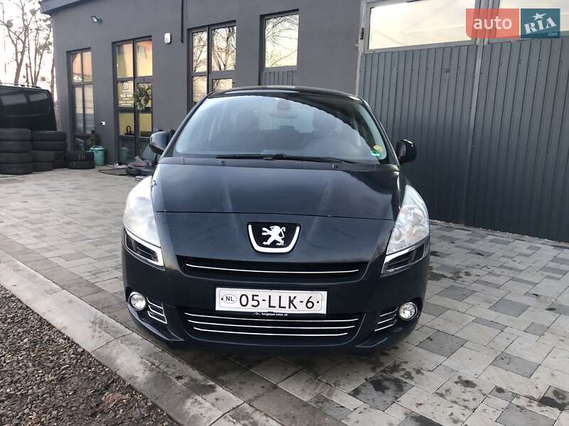 Микровэн Peugeot 5008 2010 в Ивано-Франковске