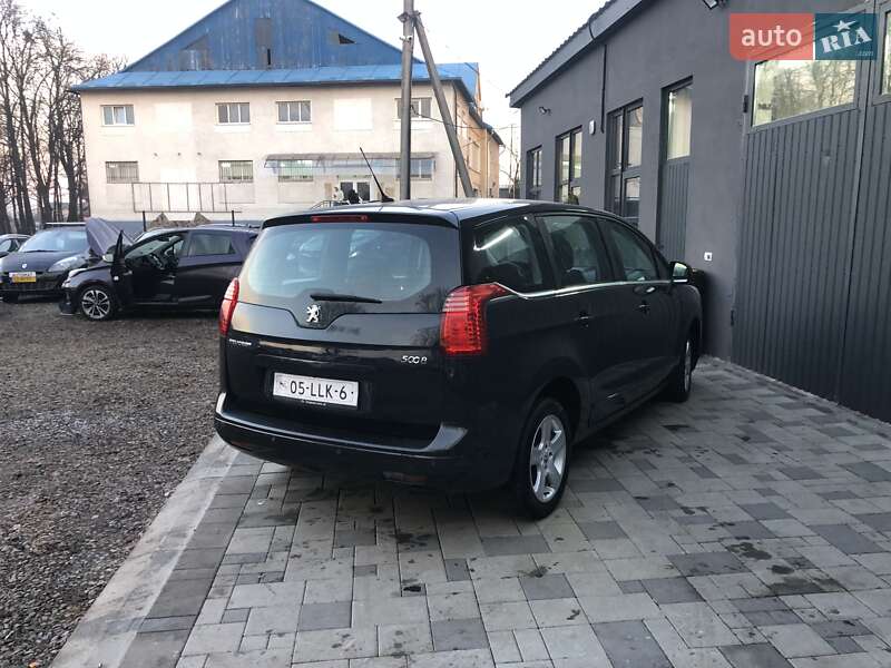 Микровэн Peugeot 5008 2010 в Ивано-Франковске