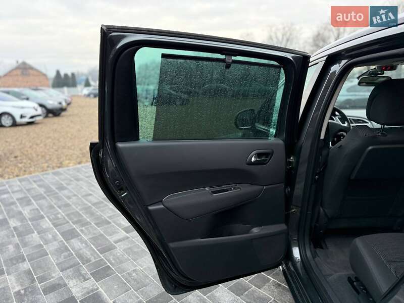 Микровэн Peugeot 5008 2015 в Коломые