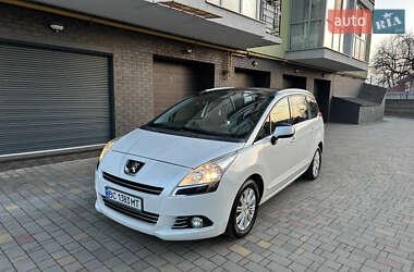 Микровэн Peugeot 5008 2011 в Луцке
