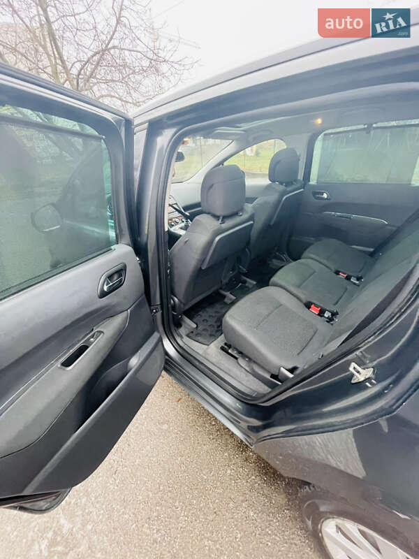 Микровэн Peugeot 5008 2013 в Конотопе