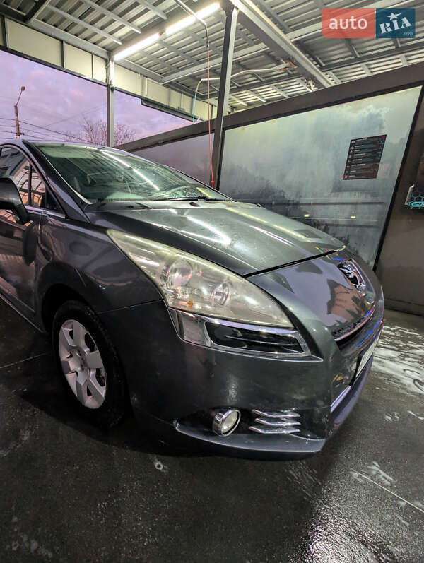 Мікровен Peugeot 5008 2011 в Івано-Франківську