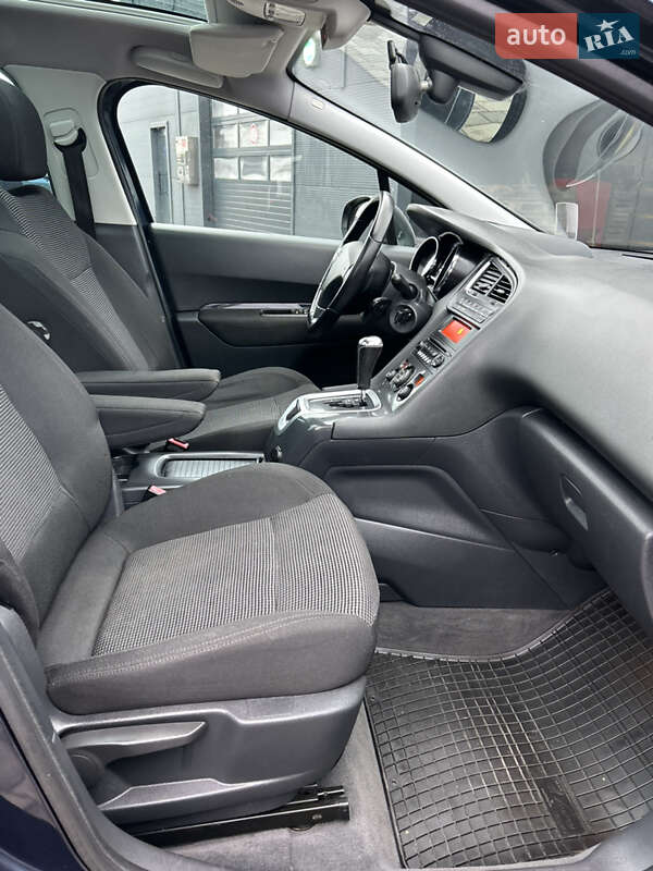 Мікровен Peugeot 5008 2011 в Полтаві