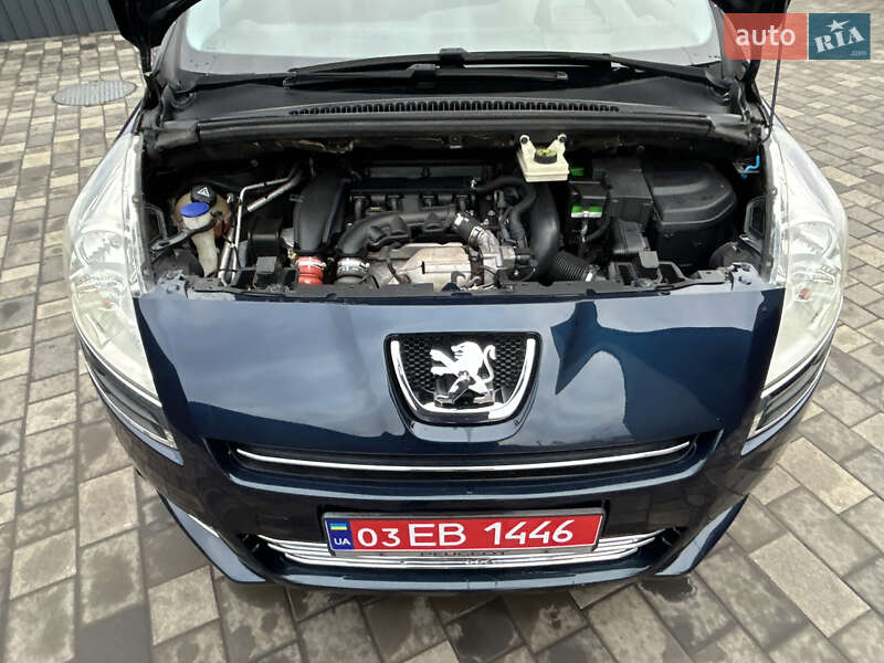 Мікровен Peugeot 5008 2011 в Полтаві
