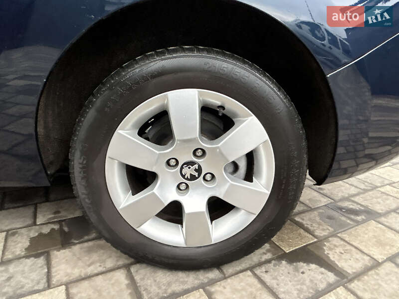 Мікровен Peugeot 5008 2011 в Полтаві