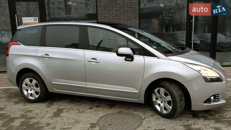 Мікровен Peugeot 5008 2011 в Івано-Франківську
