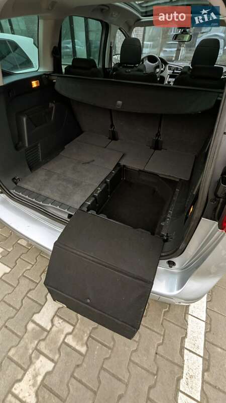 Мікровен Peugeot 5008 2011 в Івано-Франківську