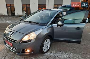 Мікровен Peugeot 5008 2011 в Рівному