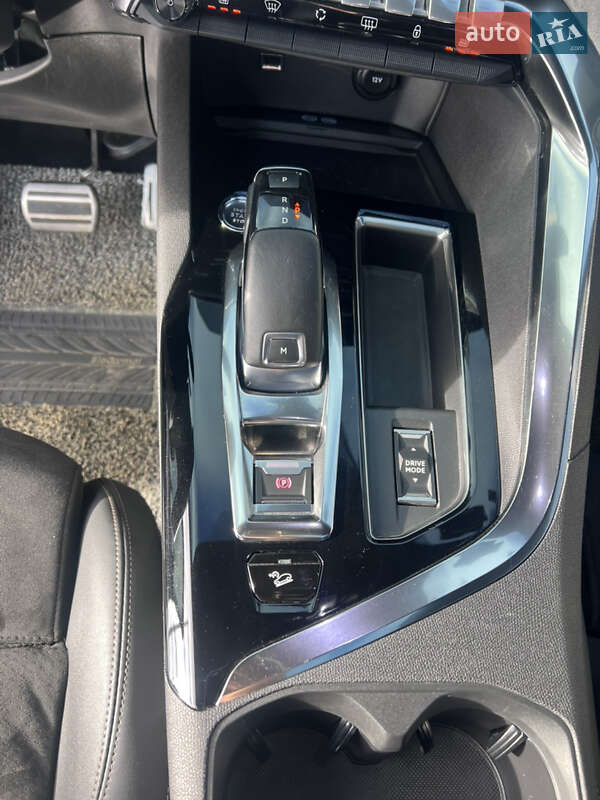 Позашляховик / Кросовер Peugeot 5008 2021 в Полтаві