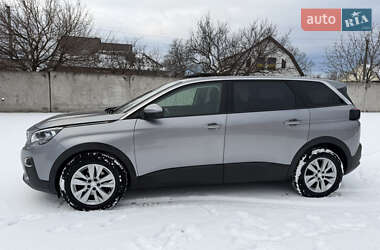 Внедорожник / Кроссовер Peugeot 5008 2020 в Черкассах