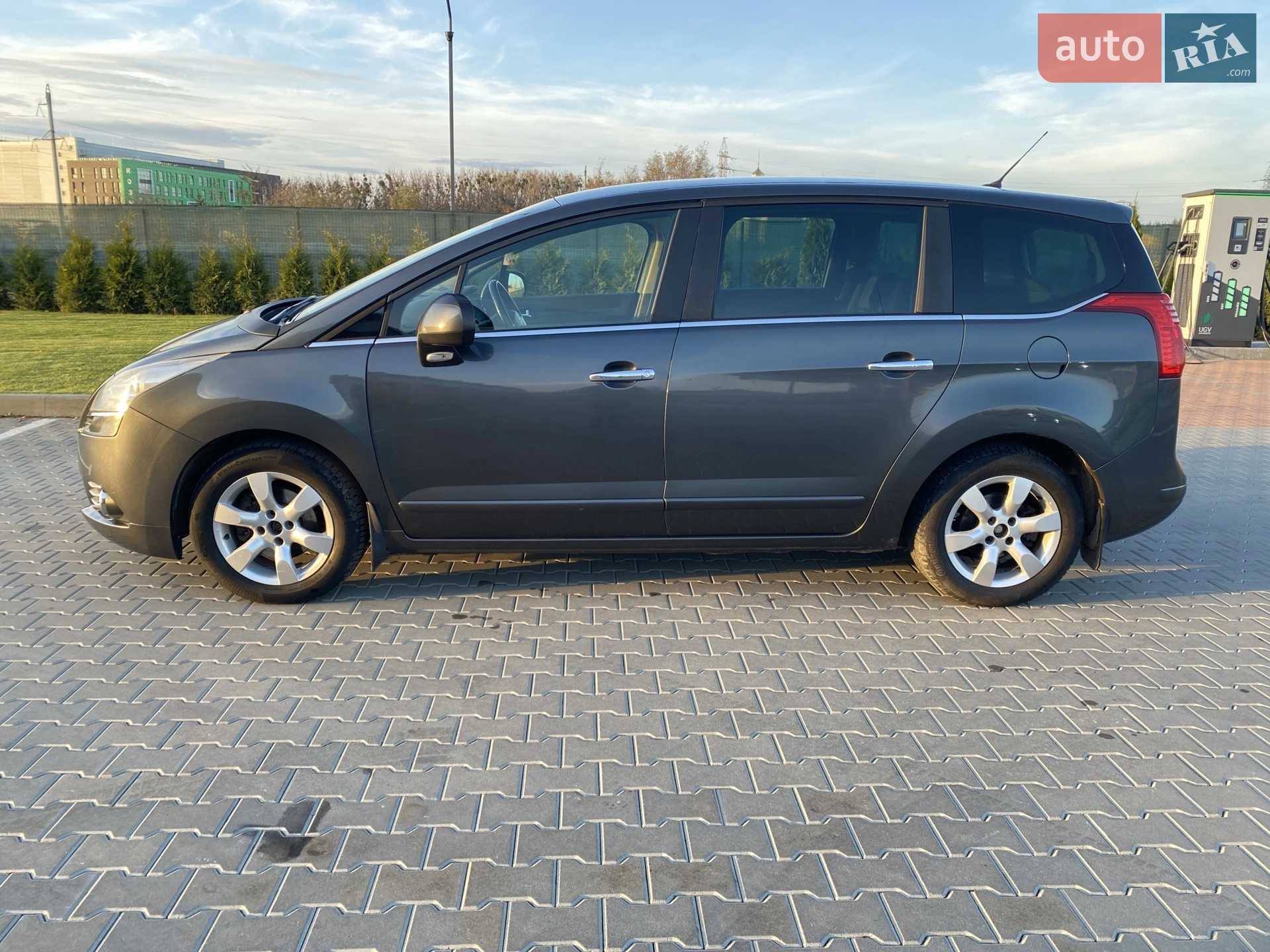 2010 Peugeot 5008 - мініатюра 3