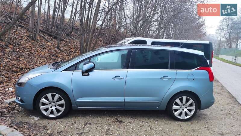 Мікровен Peugeot 5008 2010 в Луцьку