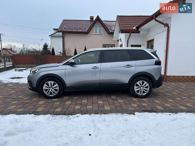 Позашляховик / Кросовер Peugeot 5008 2018 в Львові