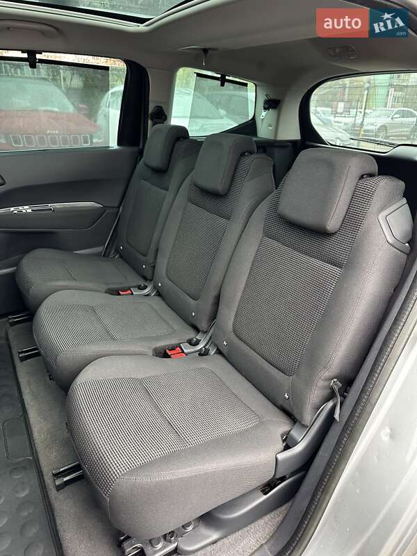 Микровэн Peugeot 5008 2012 в Сумах