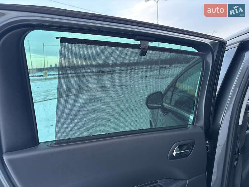 Микровэн Peugeot 5008 2011 в Львове фото 31 Микровэн Peugeot 5008 2011 в Львове