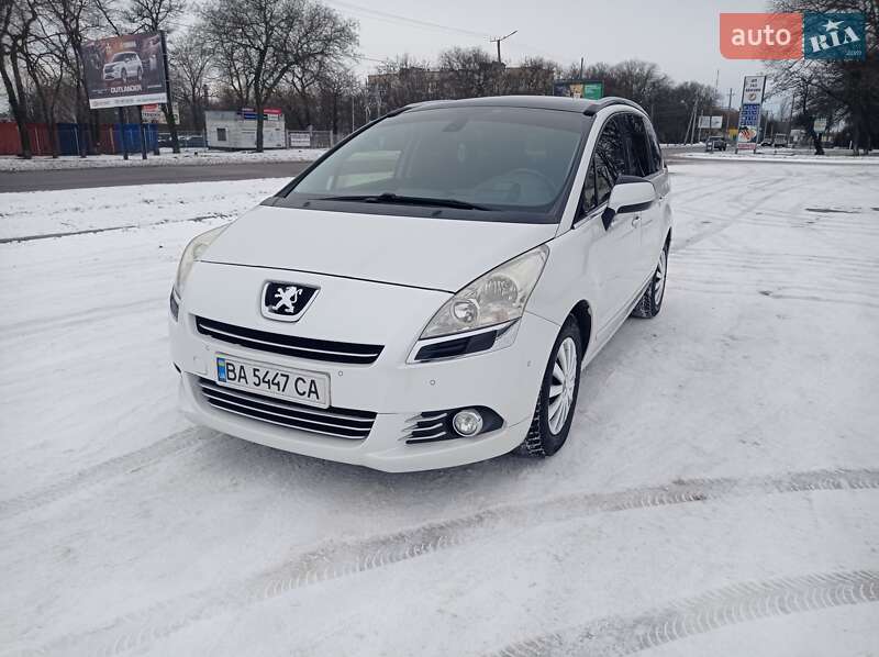 Микровэн Peugeot 5008 2011 в Кропивницком