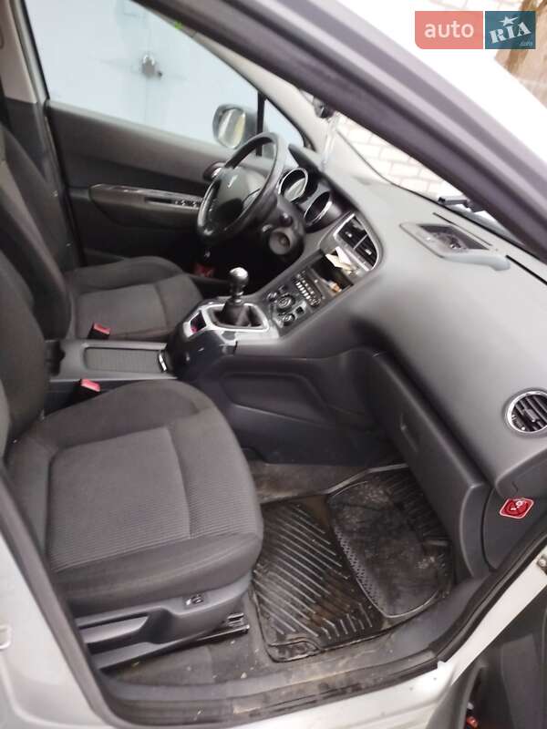Микровэн Peugeot 5008 2009 в Харькове фото 17 Микровэн Peugeot 5008 2009 в Харькове