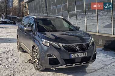 Позашляховик / Кросовер Peugeot 5008 2019 в Києві