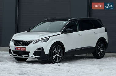 Внедорожник / Кроссовер Peugeot 5008 2019 в Дубно