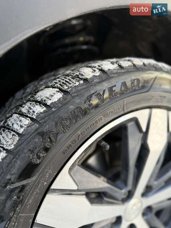 Внедорожник / Кроссовер Peugeot 5008 2020 в Киеве фото 5 Внедорожник / Кроссовер Peugeot 5008 2020 в Киеве