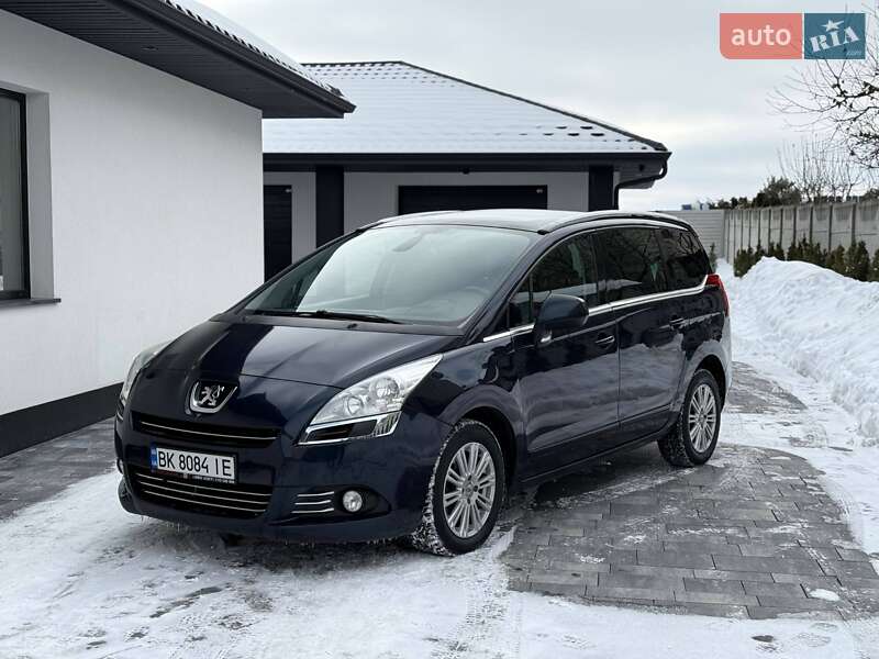Peugeot 5008 2010 Peugeot 5008 2010