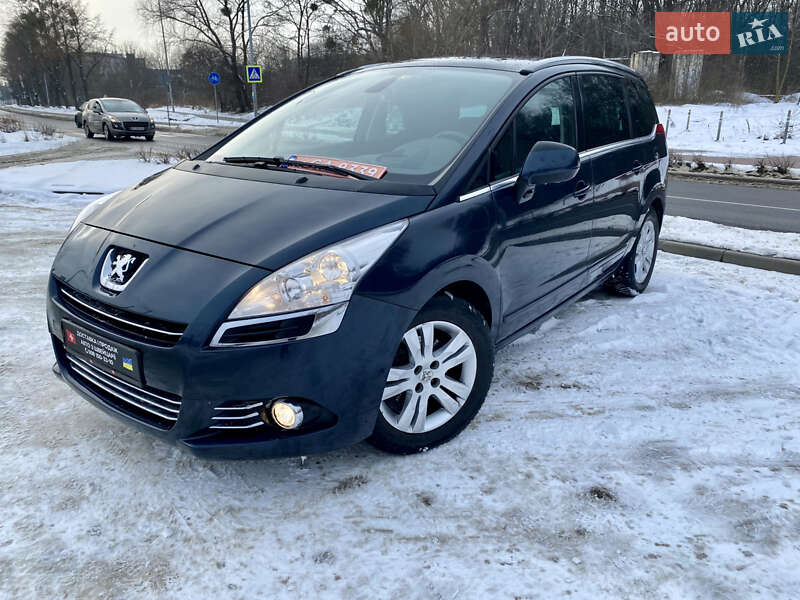 Микровэн Peugeot 5008 2012 в Львове