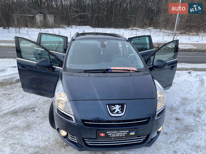 Микровэн Peugeot 5008 2012 в Львове