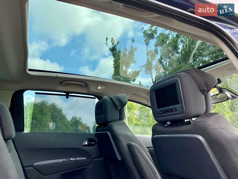 Микровэн Peugeot 5008 2012 в Львове