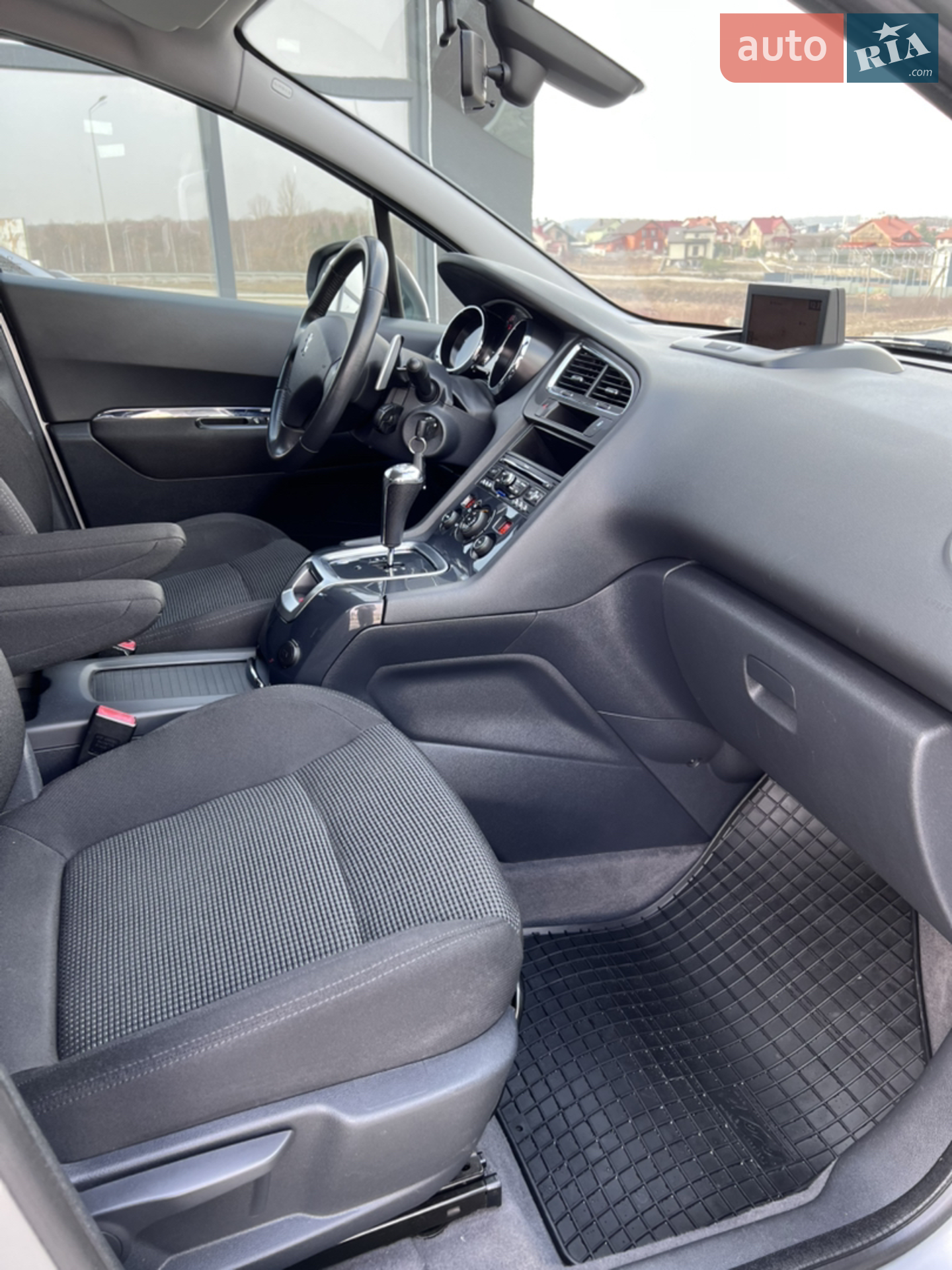 2011 Peugeot 5008 - мініатюра 38