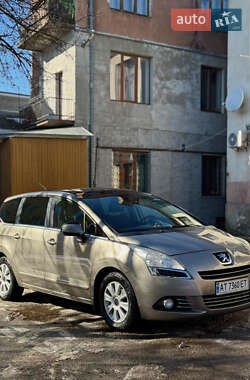 Мікровен Peugeot 5008 2011 в Калуші