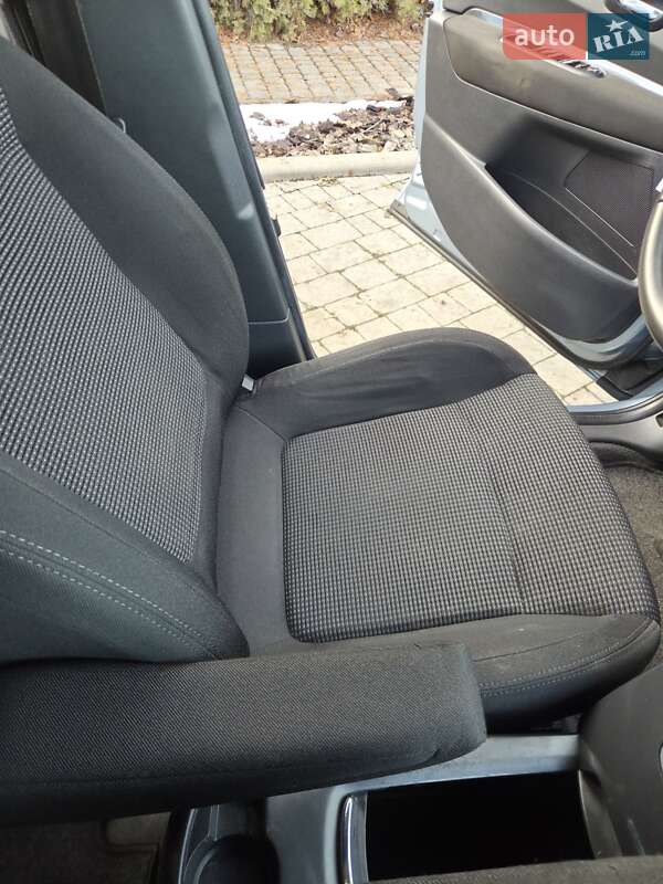 Микровэн Peugeot 5008 2010 в Львове фото 41 Микровэн Peugeot 5008 2010 в Львове