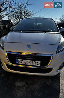 Микровэн Peugeot 5008 2013 в Каменке-Бугской
