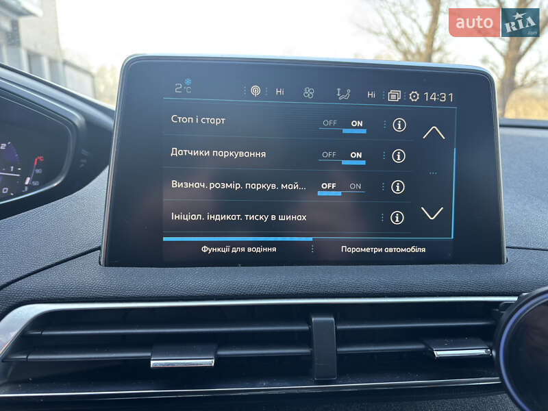Внедорожник / Кроссовер Peugeot 5008 2017 в Тернополе