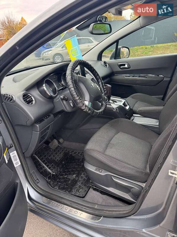 Микровэн Peugeot 5008 2011 в Богуславе