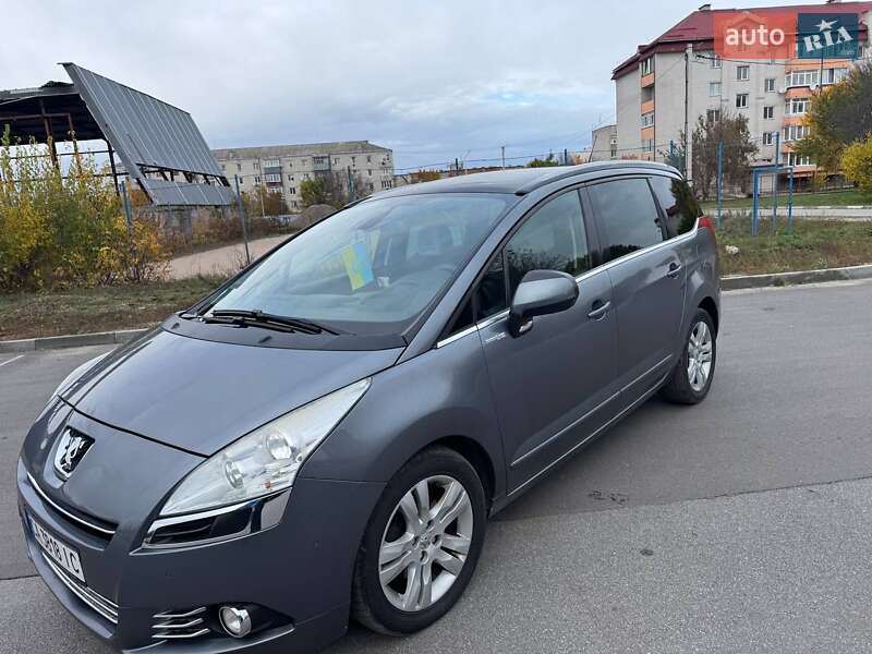 Микровэн Peugeot 5008 2011 в Богуславе
