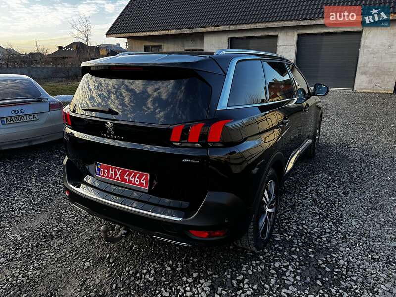 Внедорожник / Кроссовер Peugeot 5008 2020 в Луцке